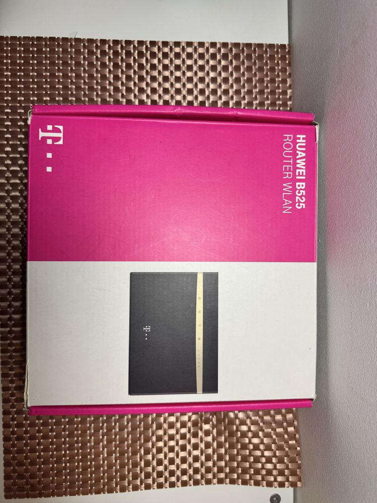 Router T-mobile huawei B525.