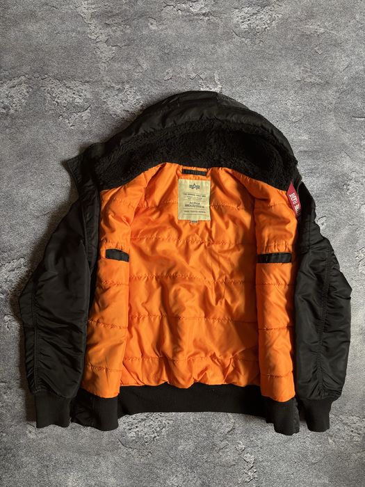 Бомбер Alpha Industries