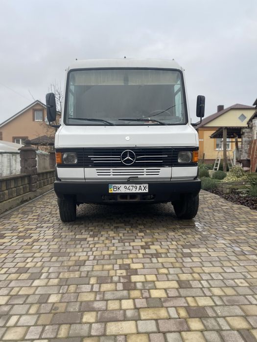 Mercedes-Benz T2 хороший стан груз -пас