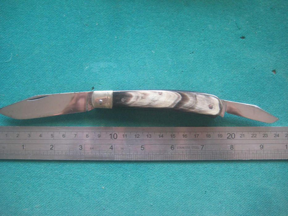 canivete de duas lâminas, suiço