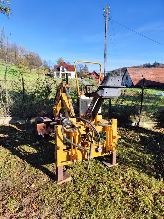 Sprzedam ramię kopiące do traktora, 2 łyżki do kopania, prezesów ,