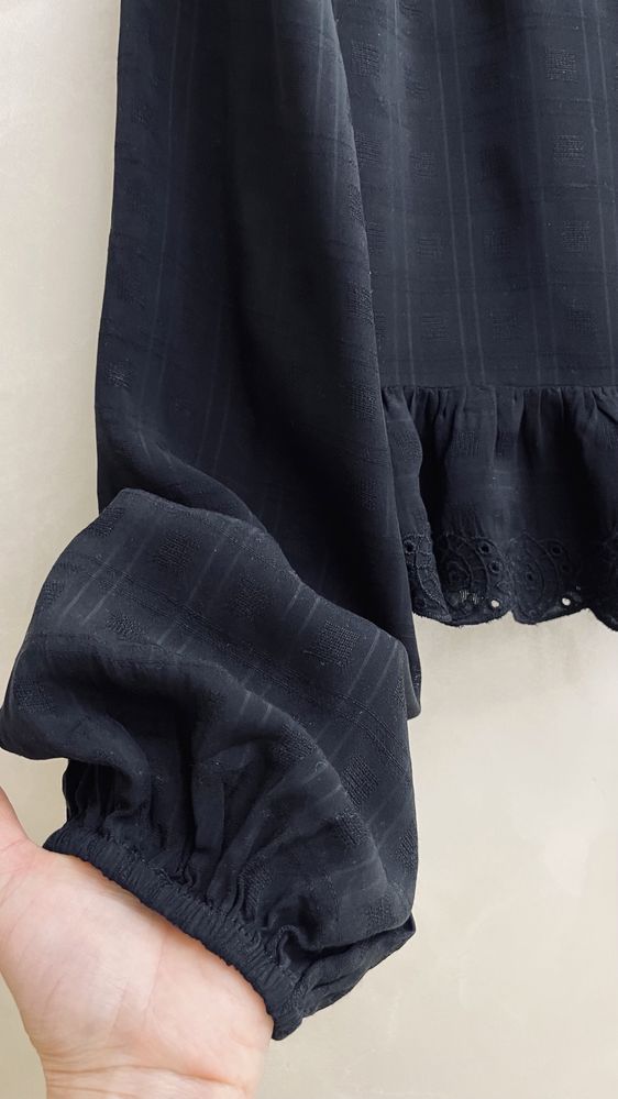 ZARA літня блуза чорна віскозна легка з прошви летняя блузка прошва S