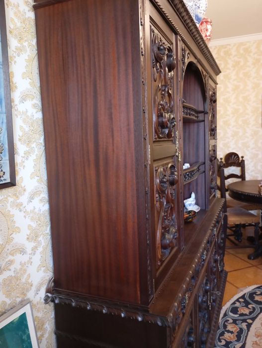 Móvel de sala, em madeira