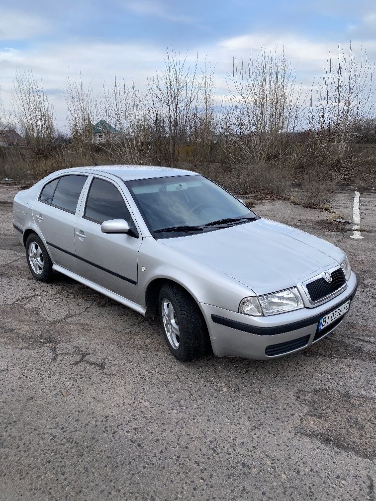 Skoda Octavia Tour Шкода Октавія Тур