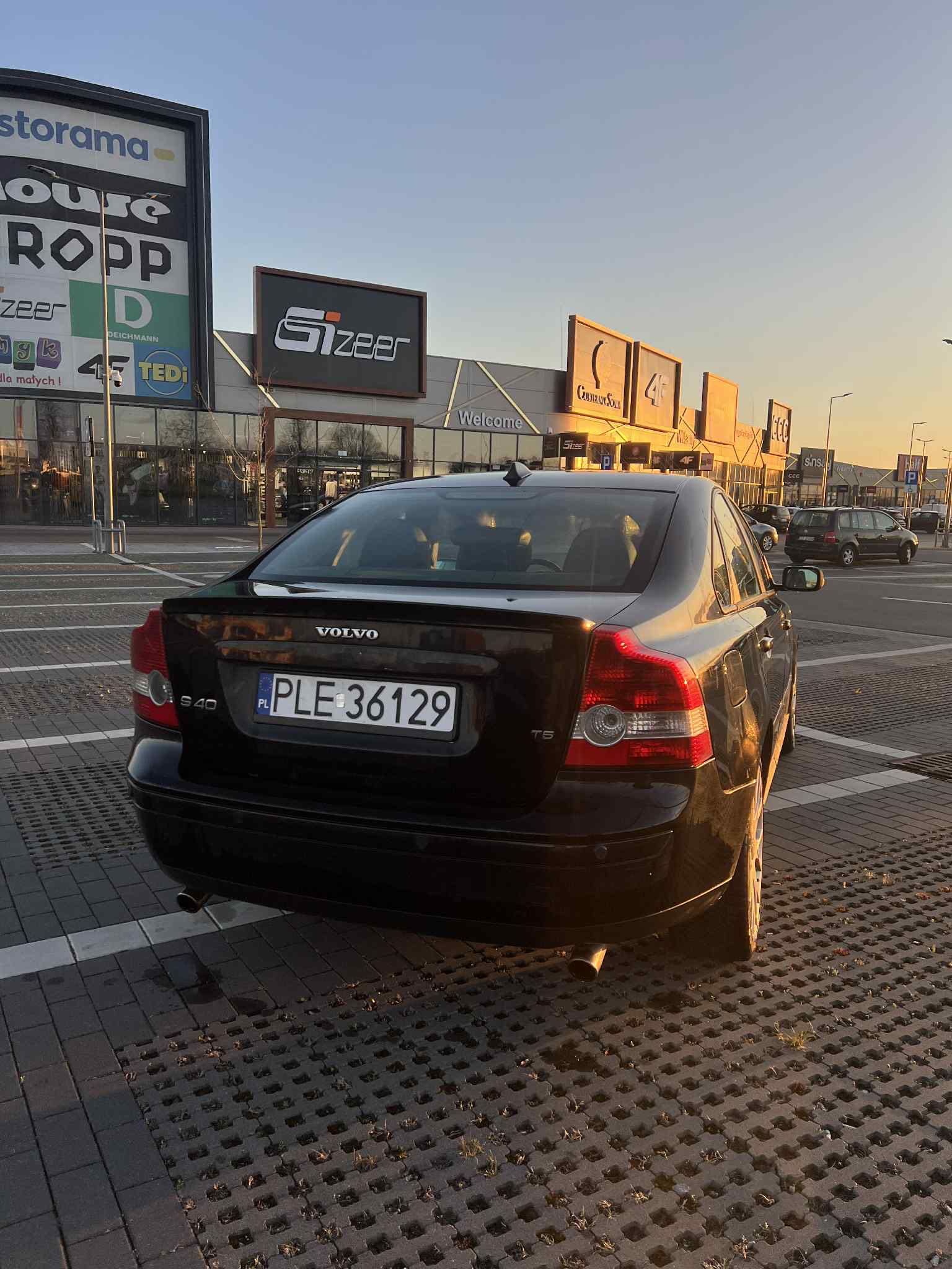 VOLVO S40 - T5 . (5 cylindrów, Turbo i 220 KM) GAZ! Świetna CENA!