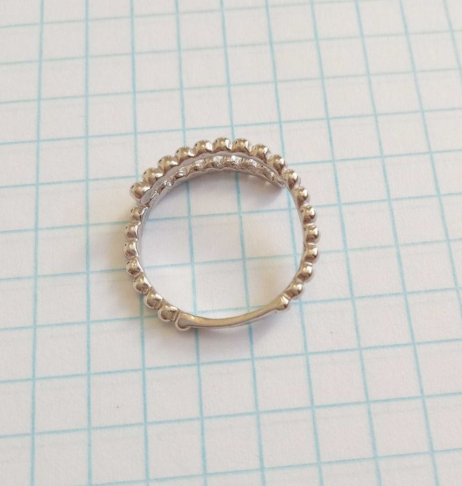 Кольцо Кільце Срібло 925 проби. Розмір 16