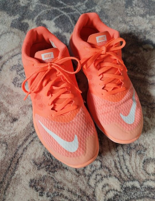 Nike FS Lite Run 3 pomarańczowe damskie buty do biegania