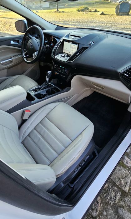 Ford kuga titanium 4x4 2.0