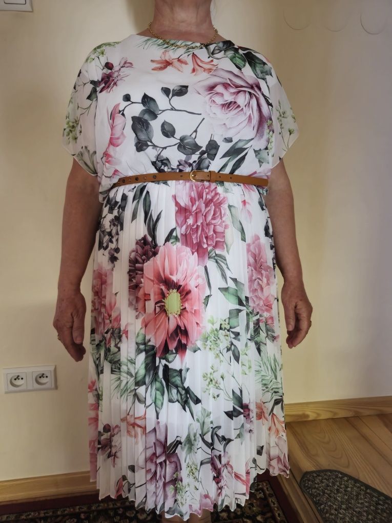Jak nowa sukienk wizytowa elegancka plisowany 42 XL Biała w kwiaty