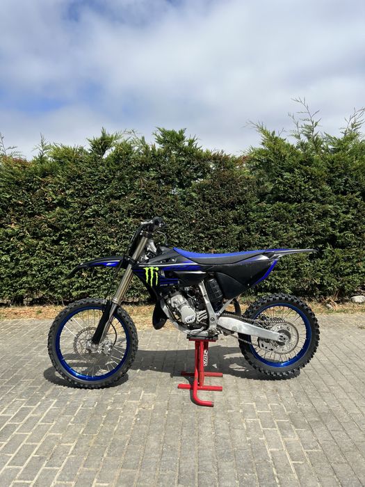 yz 125 23 monster edition