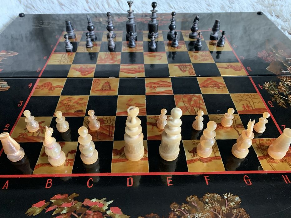 Антикварные шахматы, шашки, нарды. 1970-е. Слоновья, буйвола кость.