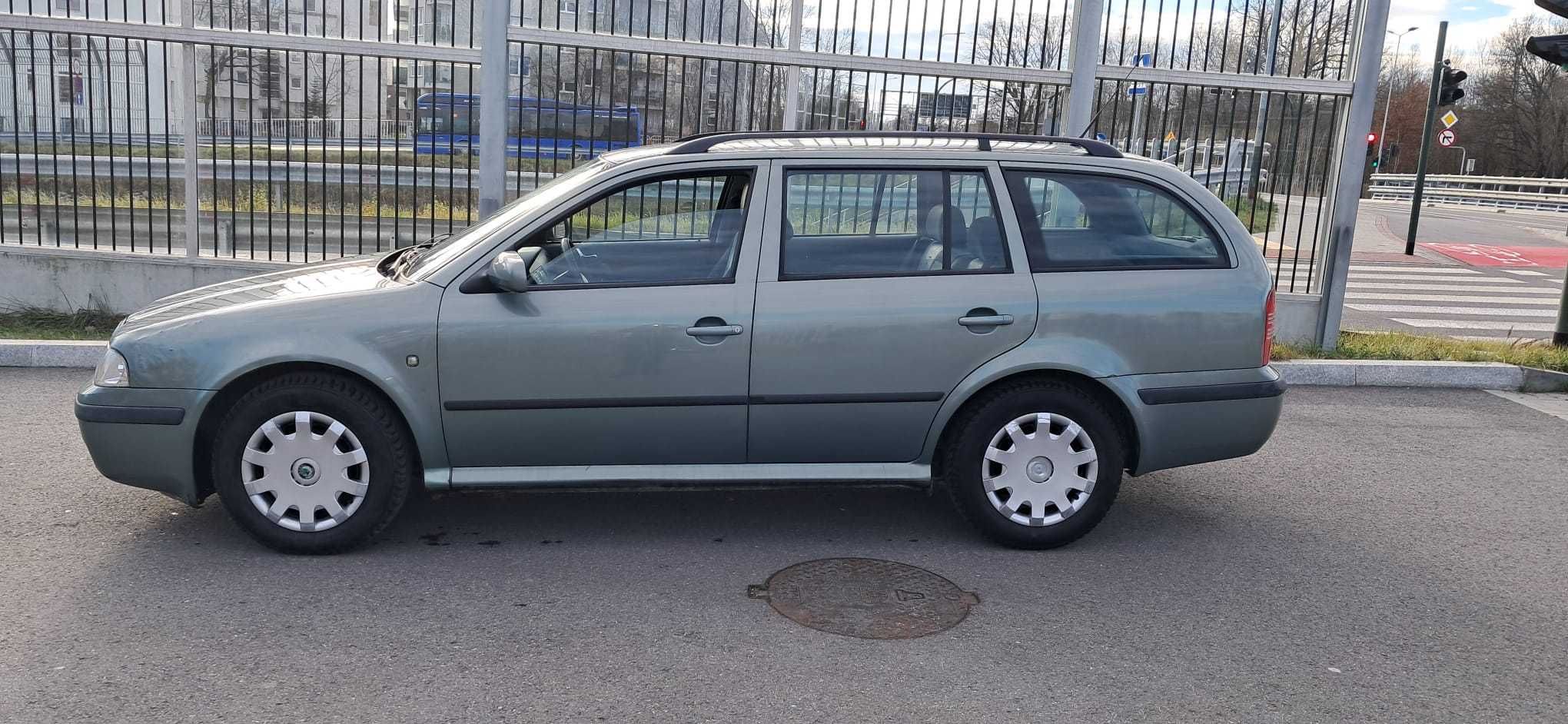 Skoda Octavia 1,6 MPi 102 KM + LPG Lift