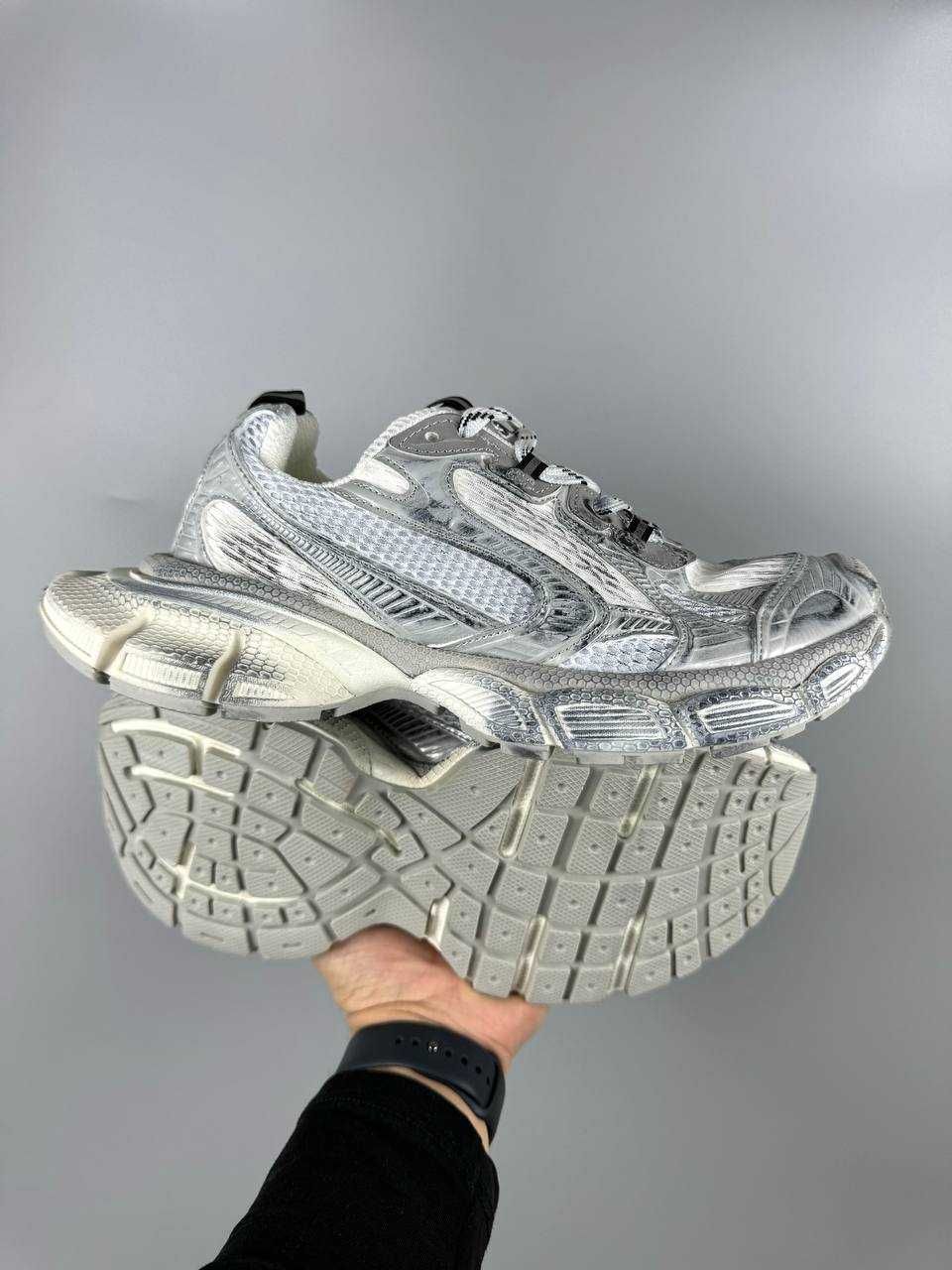 Balenciaga    3XL