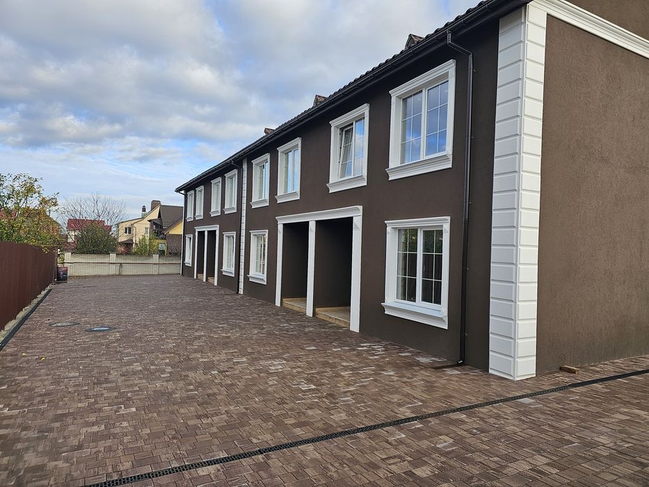 Продам танхауси м.Житомирі.Право власності.