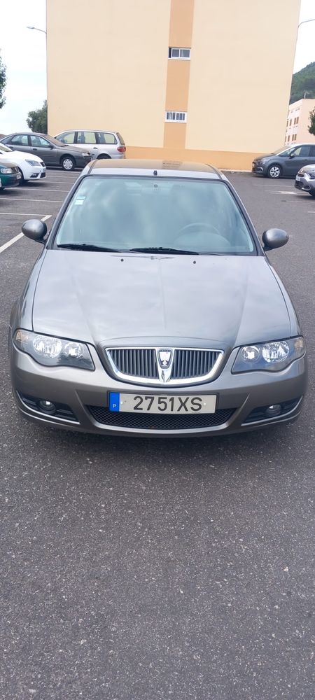Rover 45 2004 com mecanica feita