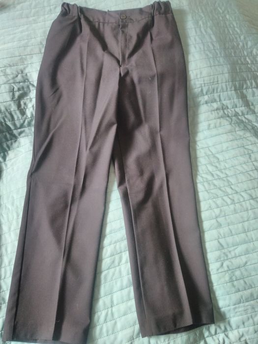 Spodnie do Komunii Komunijne rozm. 140 Czarne eleganckie