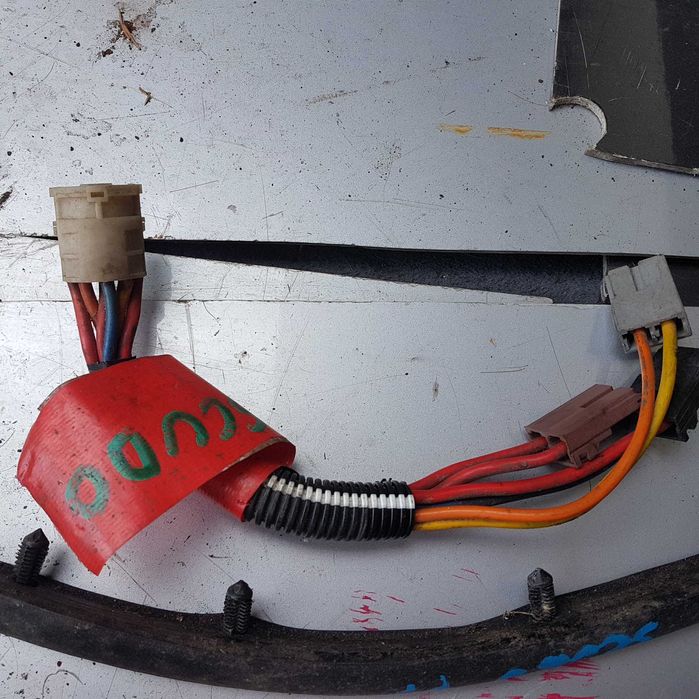 klamka korek stacyjka kluczyk z drzwi scudo jumper expert I 99r