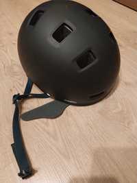 kask deskorolkowy  oxelo decathlon