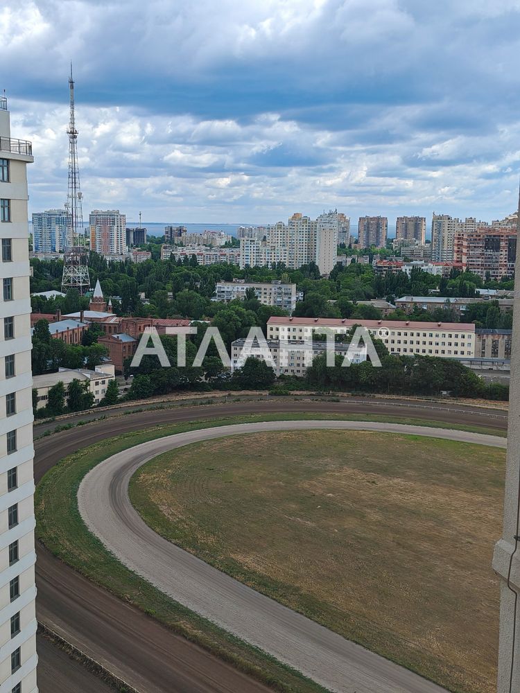 Вырдно! Вид на ипподром! Квартира в Кадоре на Краснова