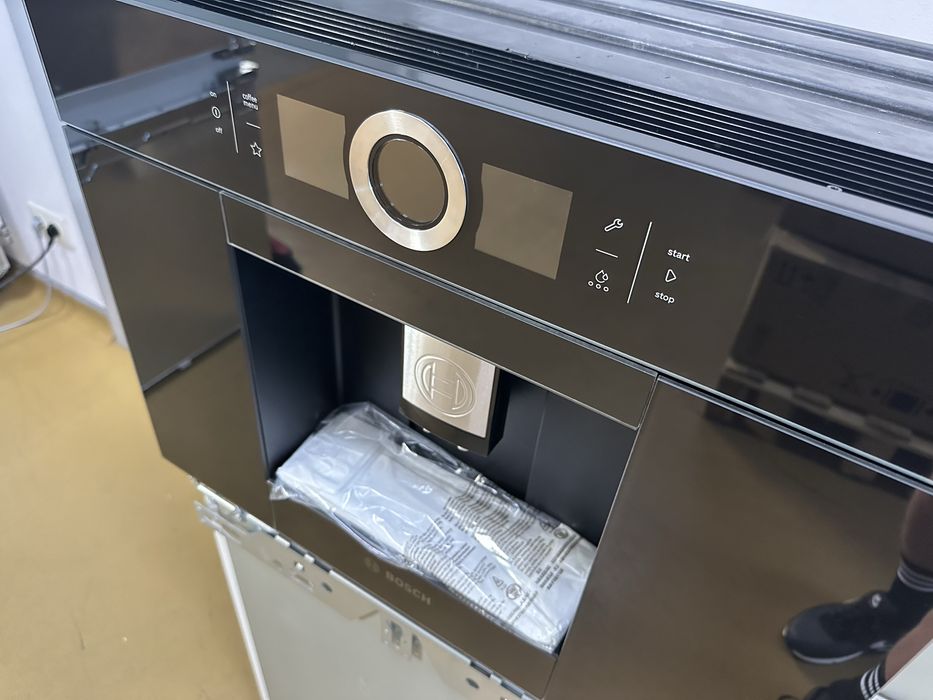 BOSCH CTL636EB6 ekspres ciśnieniowy do zabudowy WiFi