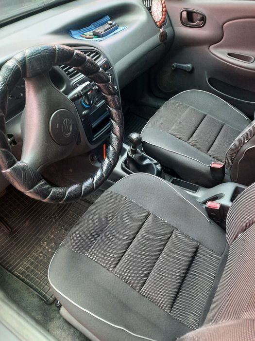 Автомобіль ланос