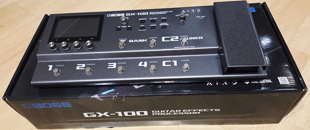 Boss GX-100 na gwarancji - super okazja!