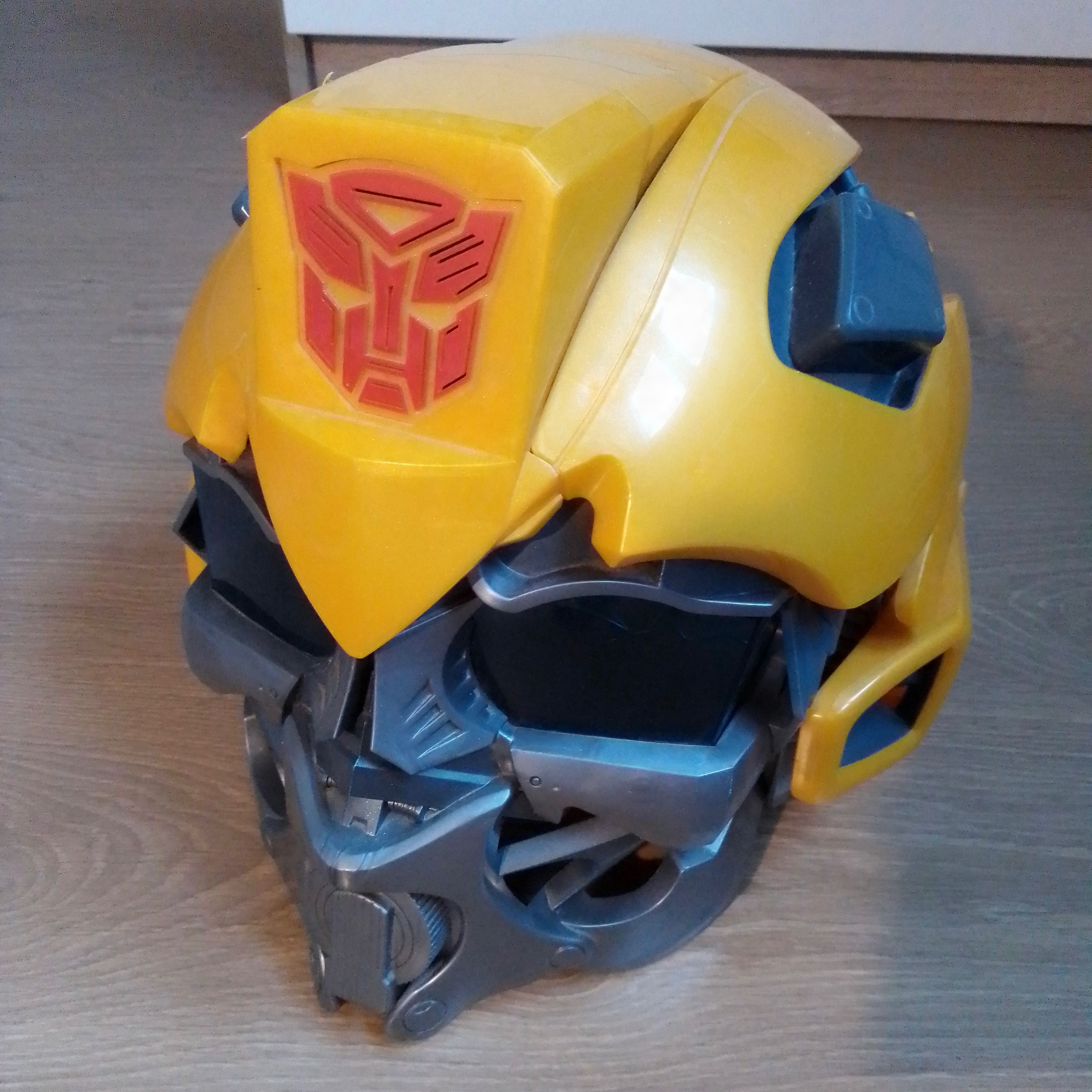 Capacete Bumblebee - Transformers