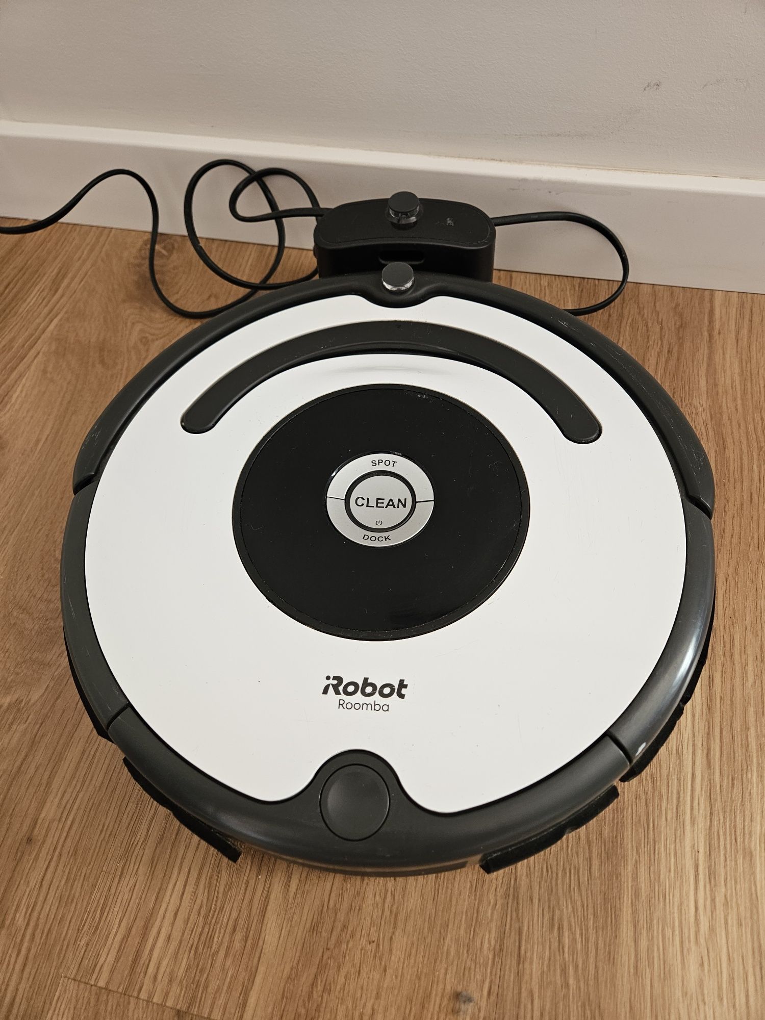 iRobot Roomba 675