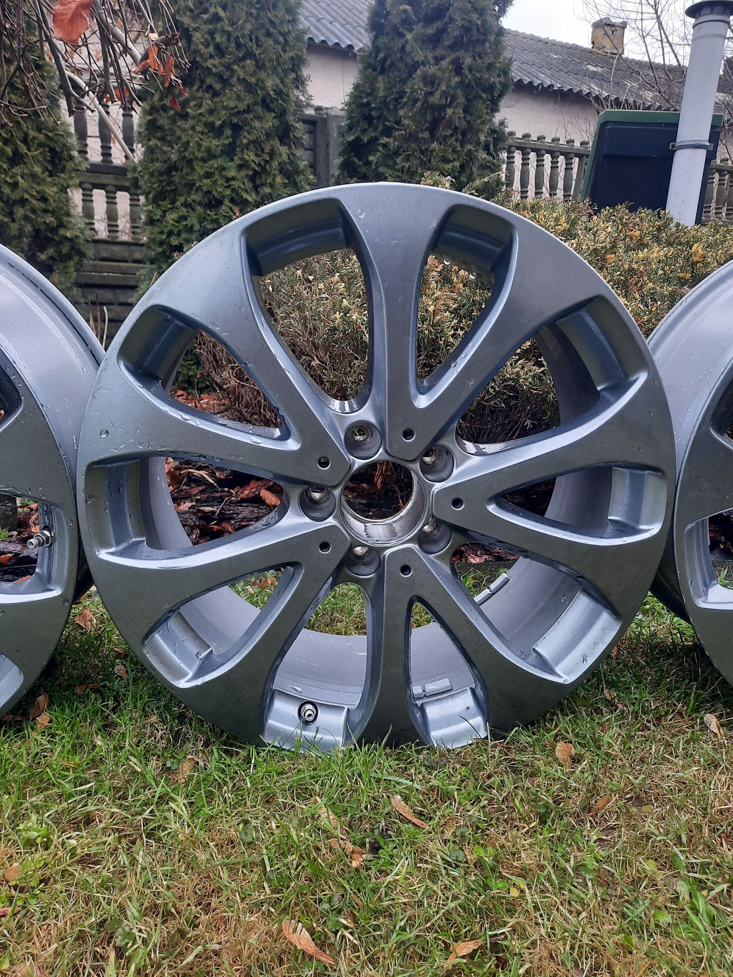 4 felgi 5x112 8jx18 ET38 Mercedes Audi VW Skoda