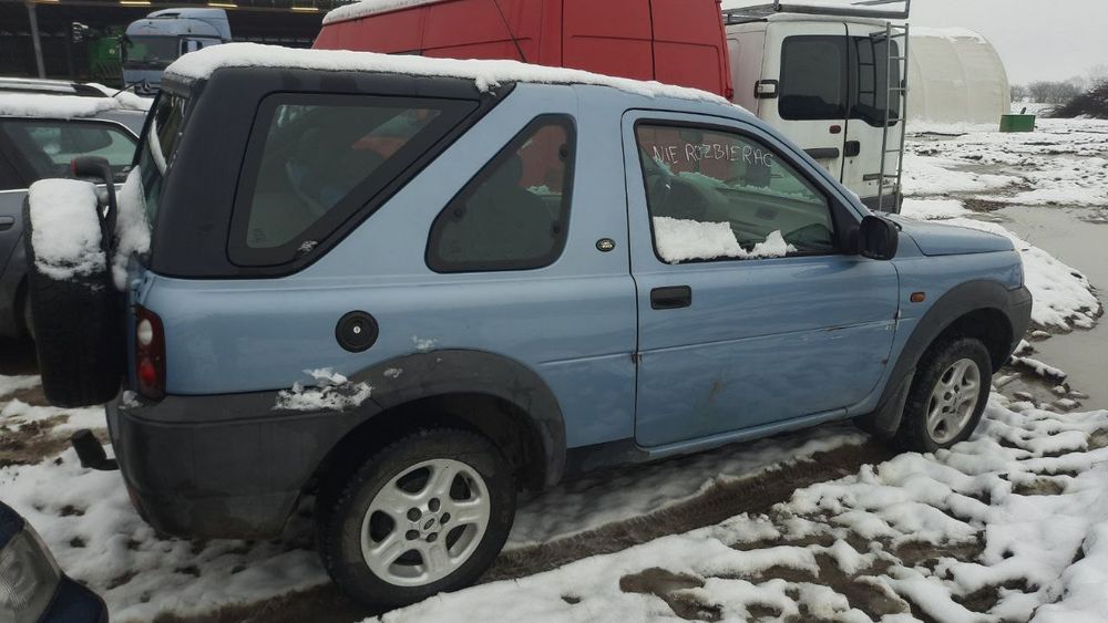 Капот Land Rover Freelander бампер .