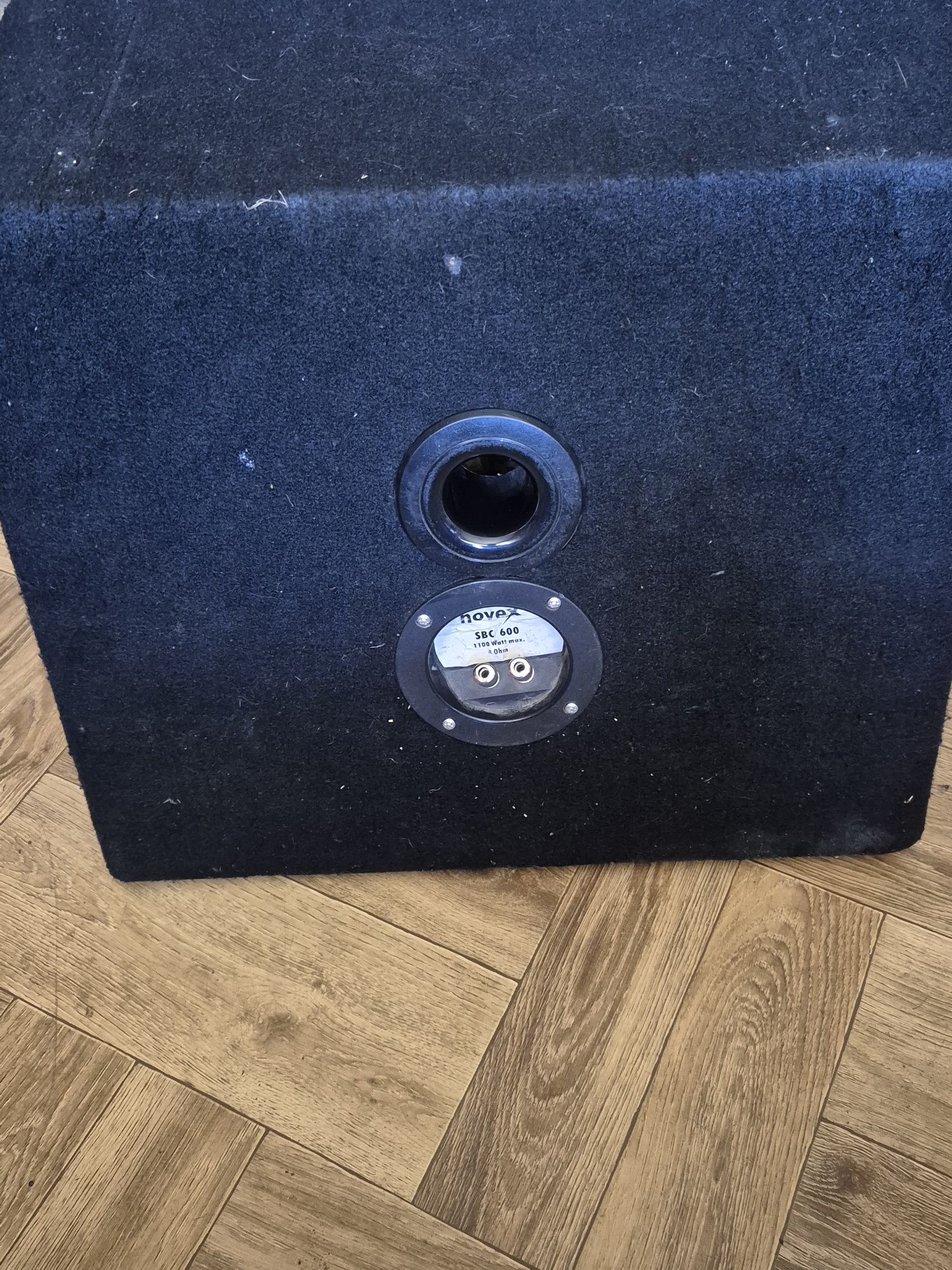 Sprzedam subwoofer blaupunkt 1200w