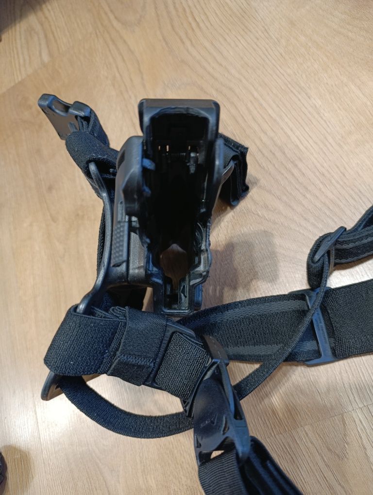 Продам кобуру BLACKHAWK під Форт-17 та Ґлок -17