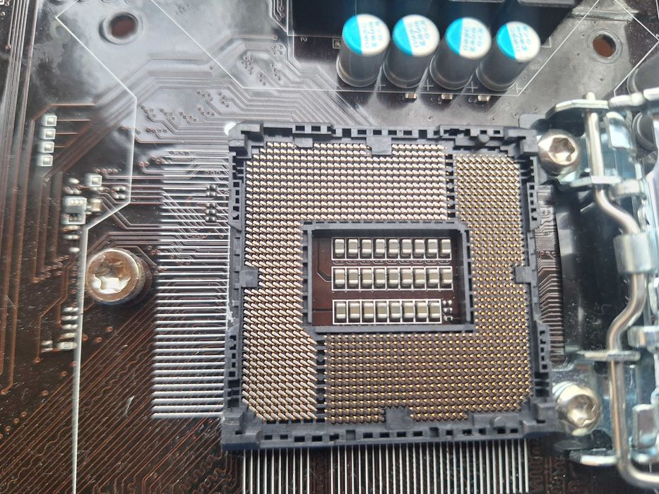 Системний блок в повному комлекті Core i5-4590 4.0Ghz 16GB RAM SSD+HDD