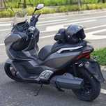 Skuter elektryczny Efun Lion 11 kW, 72V 175Ah 130 km/h, 250 km zasięgu