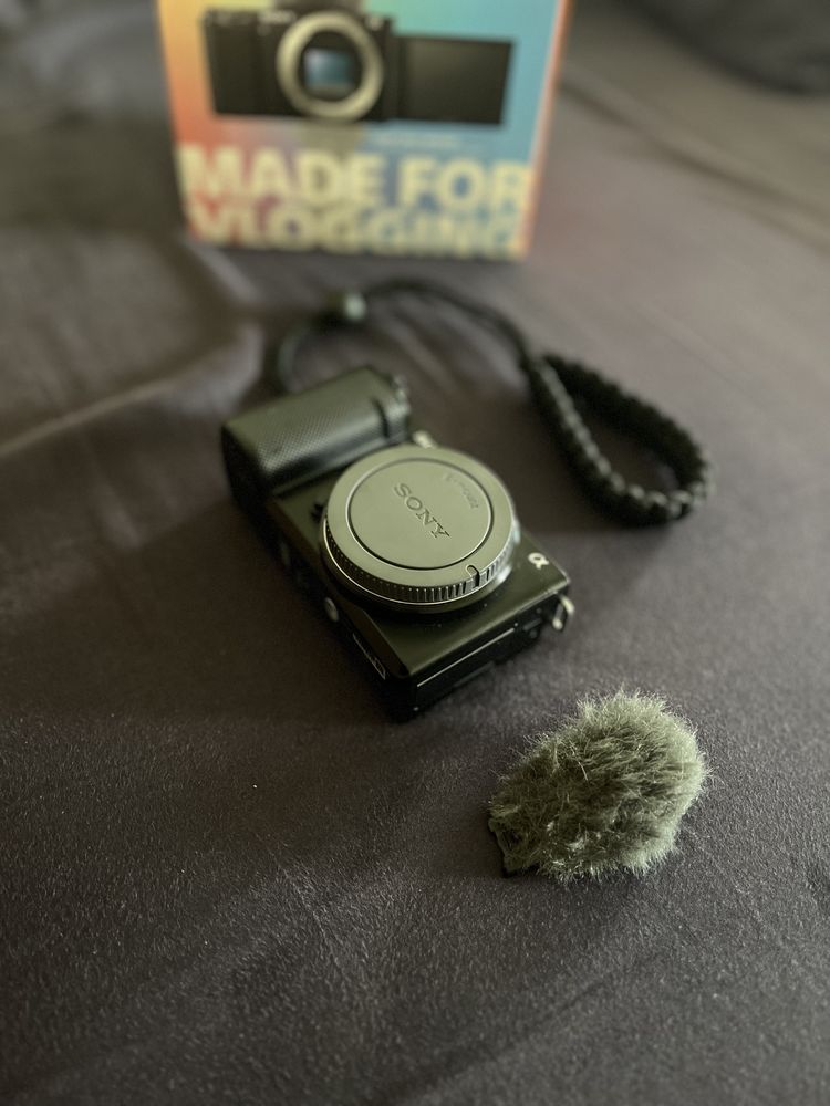 Sony ZV-E10 + Lente Sigma 35mm 2.8