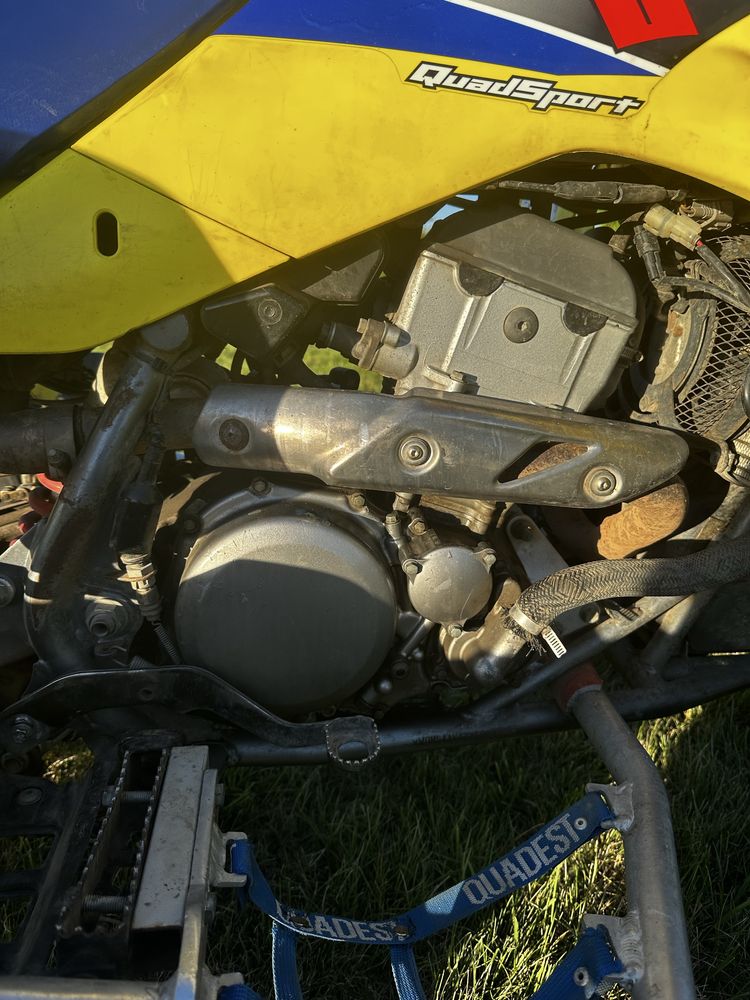 Suzuki ltz 400.