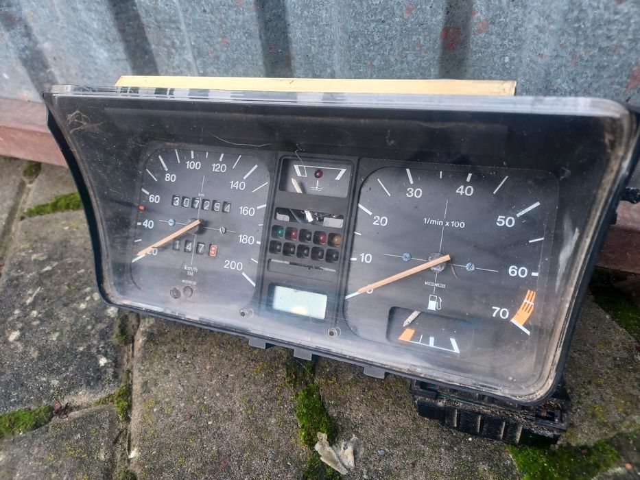 Licznik golf mk1 z obrotomierzem