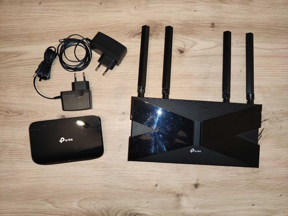 Router TP-LINK Archer AX1800 WiFi 6 + switch TP-Link TL-SG1005D 1Gbps