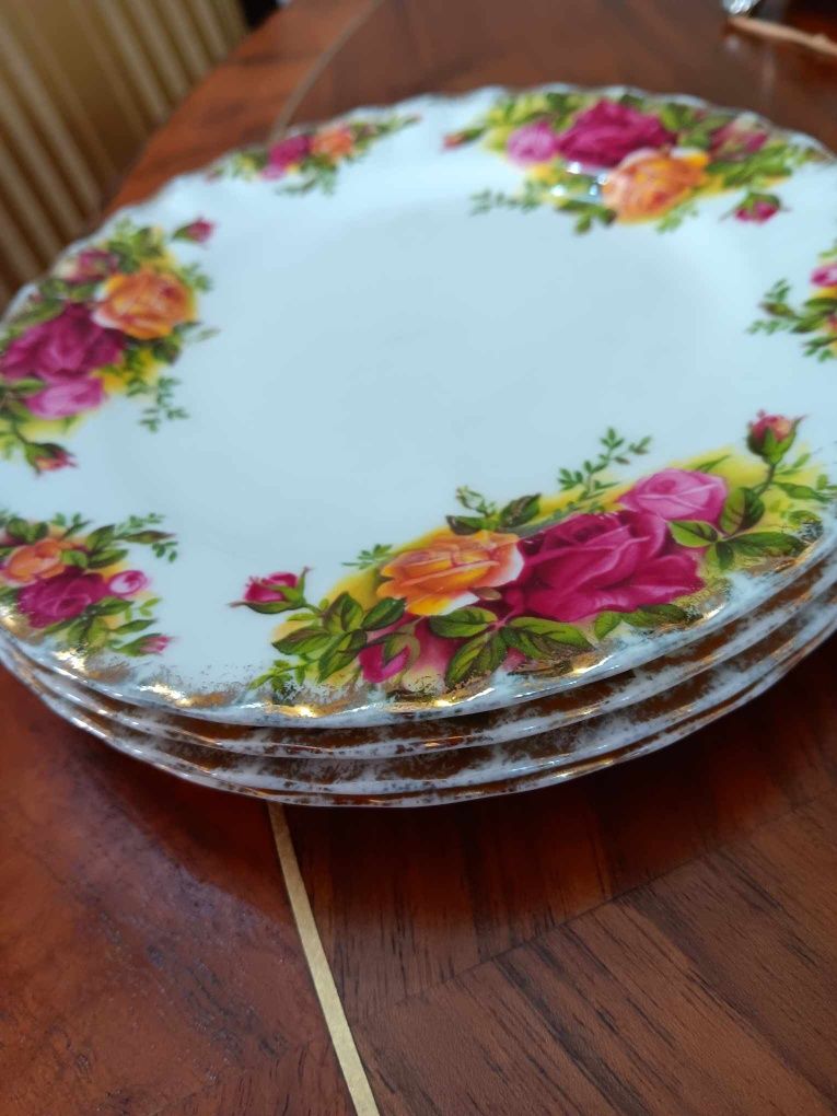 RED ROSES Algumas peças  para completar serviços Vintage