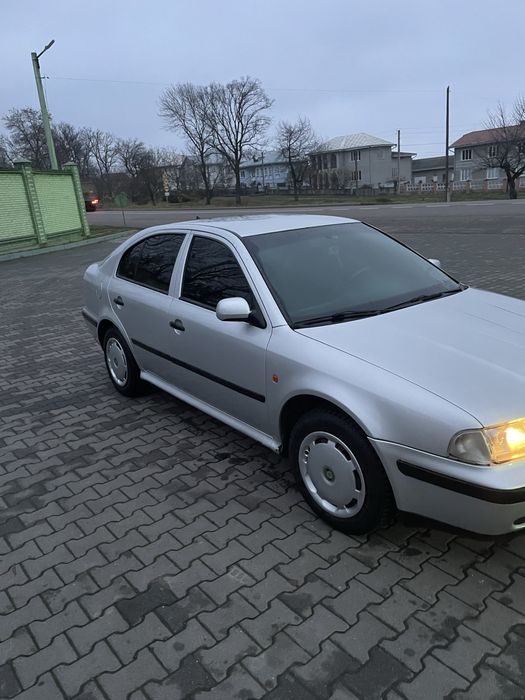 Продам шкоду октавію