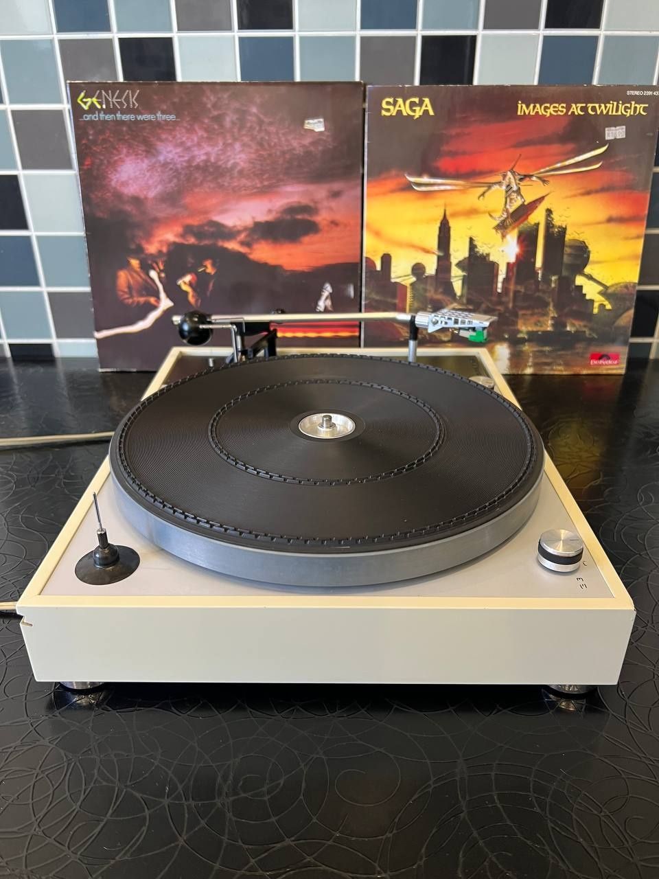 Thorens TD 150 Вініловий програвач