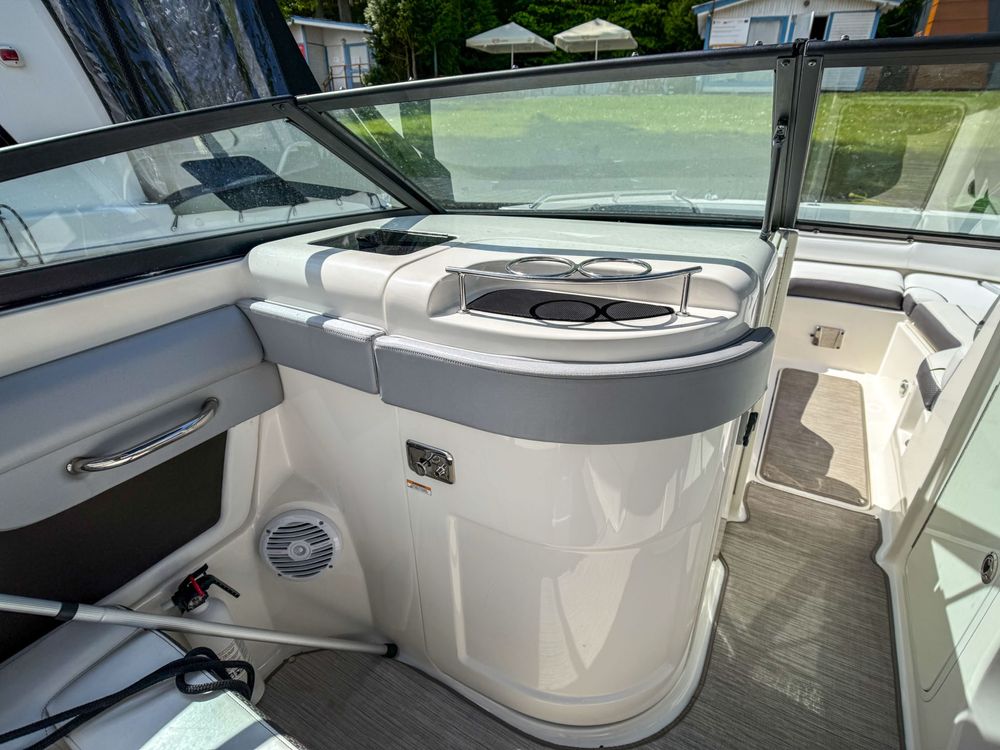 Sea Ray 270 SDX Sundeck – 2017 r