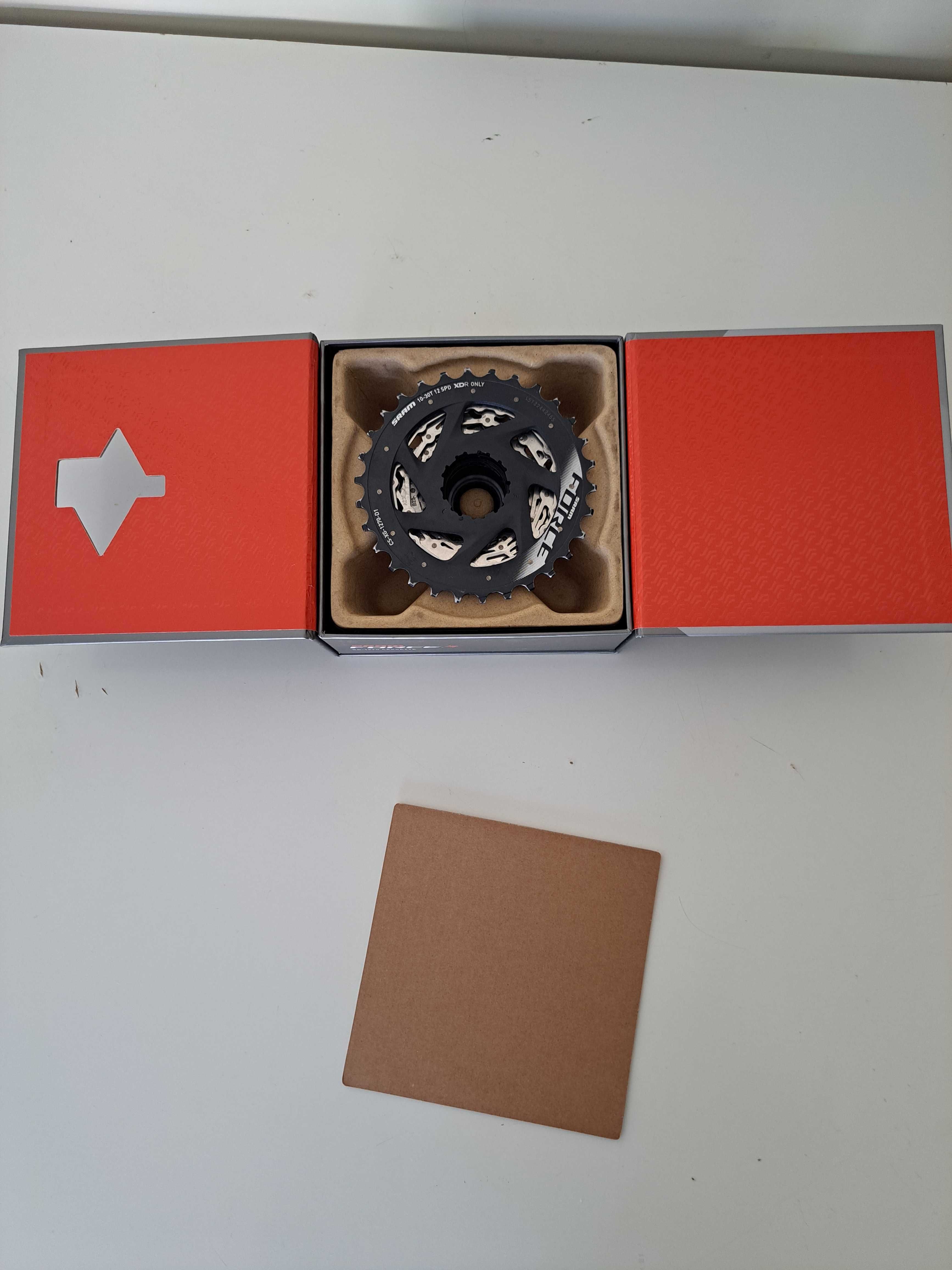 Cassete nova - sram force 12 velocidades (10-30)