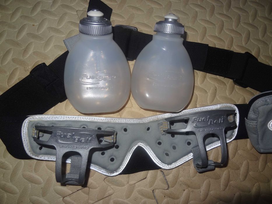 Пояс сумка для бега гидратор fuel belt.