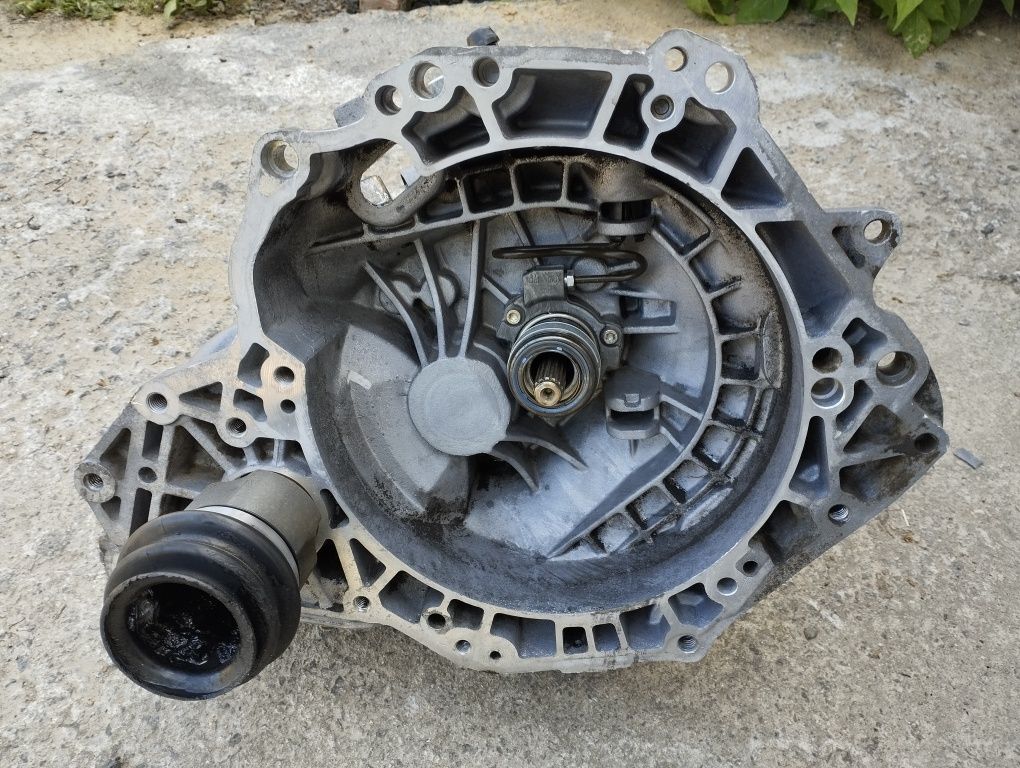 КПП 1.3cdti Опель Комбо,Корса,Меріва F17W355 Коробка Передач