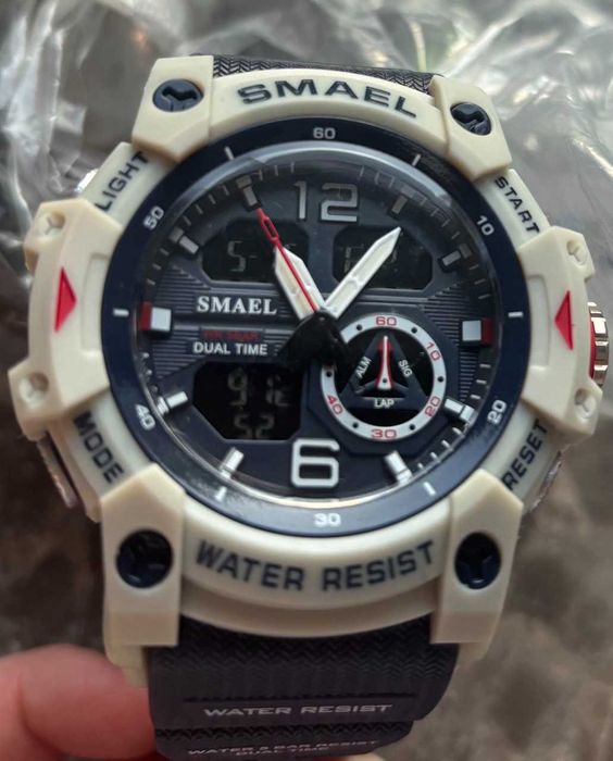 Продам електронний годинник SMAEL