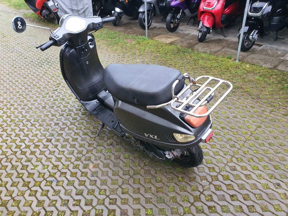 Skuter RETRO KILLERBEE vespa 4T w bardzo dobrym stanie TRANSPORT RATY