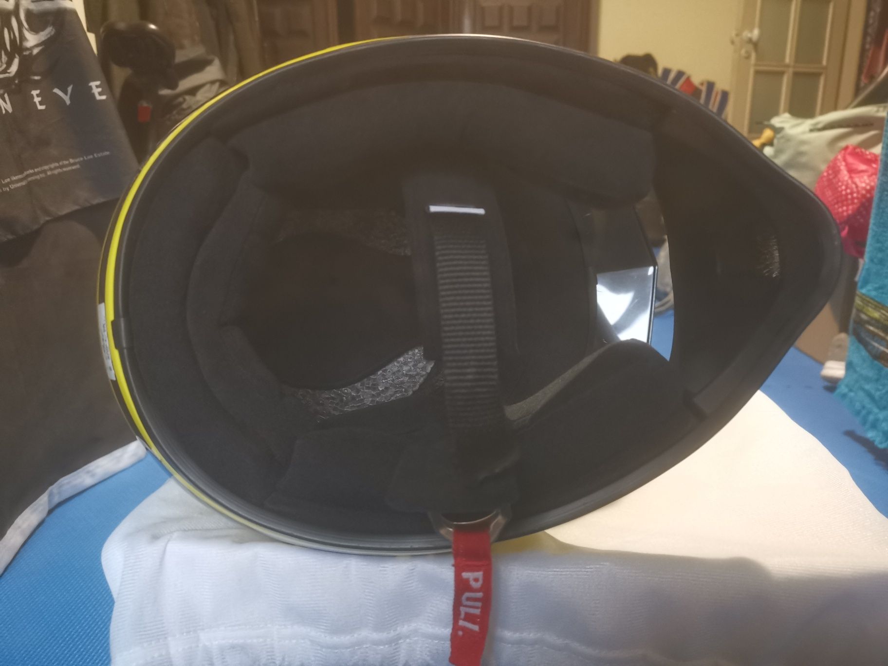 Capacete Cast MT II com óculos como novo em caixa TAM S