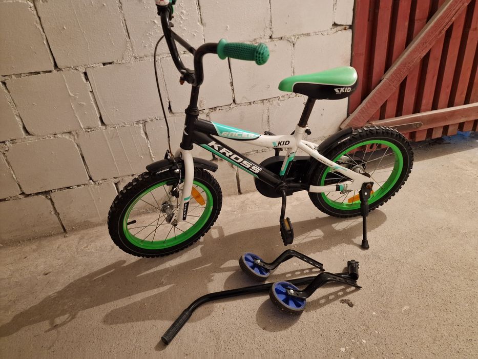 Rower kross 16"  zestaw z kółkami i uchwytem