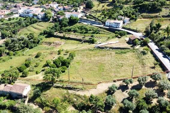 Quintinha em meio rural